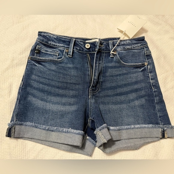 KanCan Pants - KanCan high rise Women's Classic Blue Jean Shorts